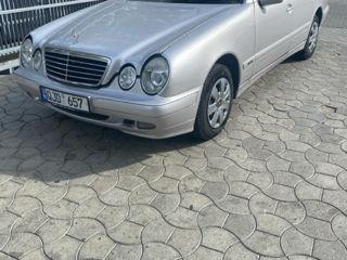 Mercedes E-Class