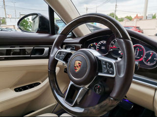 Porsche Panamera foto 9