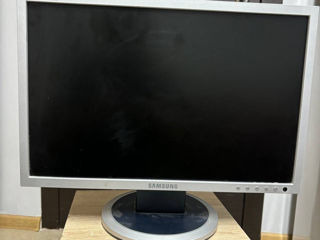 Продам 19" Монитор Samsung SyncMaster 940NW, 1440x900, TN