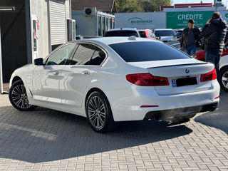 BMW 5 Series foto 3