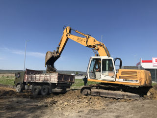 Excavator Liebherr foto 3