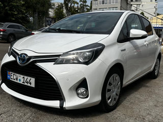 Toyota Yaris foto 2