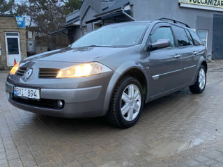 Renault Megane foto 2