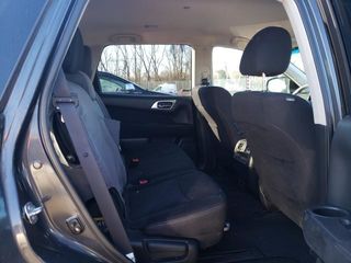 Nissan Pathfinder foto 6