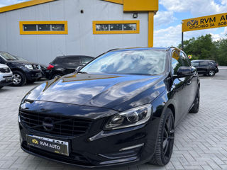 Volvo V60 фото 3