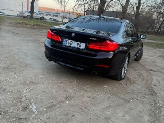 BMW 5 Series foto 2