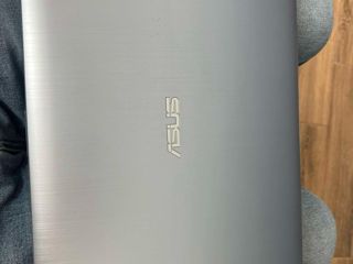 Laptop Asus foto 3