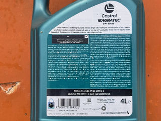 Castrol 5W-30 foto 1