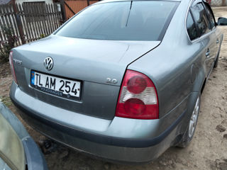 Volkswagen Passat foto 3