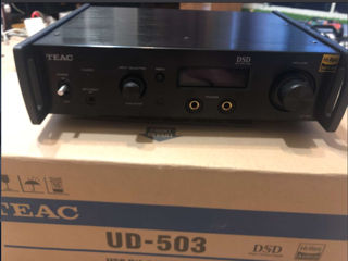 TEAC UD-503 USB DAC Headphone foto 4