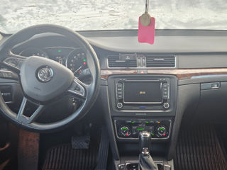Skoda Superb фото 7