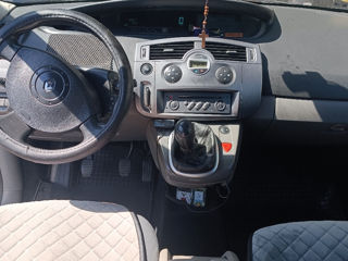 Renault Scenic foto 1