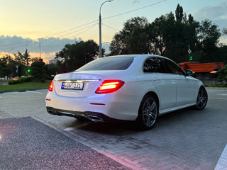 Mercedes E-Class foto 8