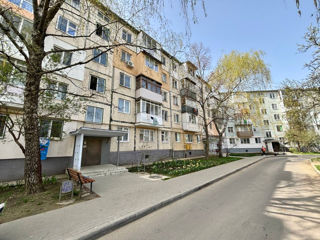 Apartament cu 3 camere, 62 m², 10 cartier, Bălți foto 7