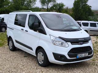 Ford Transit custom foto 2