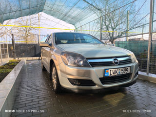 Opel Astra foto 2