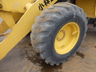 Incarcator frontal KOMATSU WA100-6/ Фронтальный погрузчик KOMATSU WA100-6 foto 4