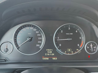 BMW 5 Series foto 14