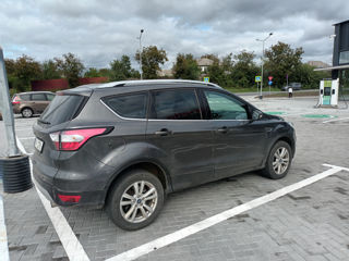 Ford Kuga foto 3