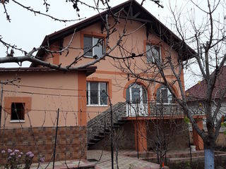 Casa cu 2 nivele, Cricova, 270 mp,6 ari, foto 2