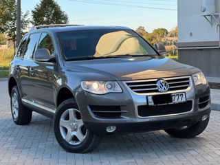 Volkswagen Touareg foto 3