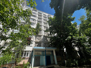 3-х комнатная квартира, 70 м², Ботаника, Кишинёв