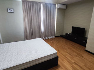 Apartament cu 2 camere, 130 m², Centru, Chișinău foto 10