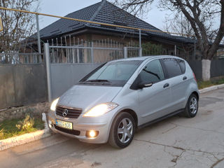 Mercedes A-Class foto 5