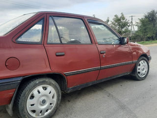 Opel Kadett foto 2