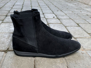 Tod's Black Suede Chelsea. Размер 42. Оригинал. В отличном состоянии. Made In Italy. foto 5