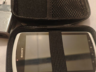 Sony Ericson Xperia play foto 2