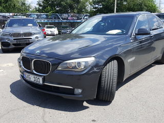 BMW 7 Series foto 2