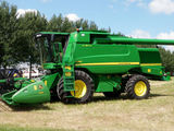 Комбайны John Deere S770, S780, W650, T660 foto 3