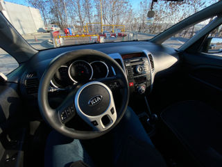 KIA Venga foto 8