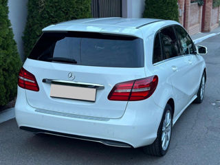 Mercedes B-Class foto 4