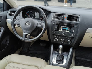 Volkswagen Jetta foto 12