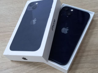 Продам Iphone 13