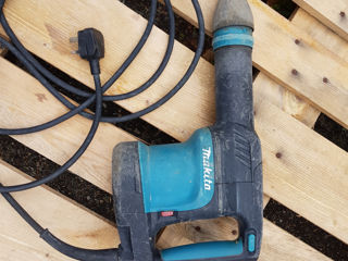 Makita HM0870C 1100W большой перфоратор. SDS Max. Demolition 1100-2650 ударов в мин foto 7