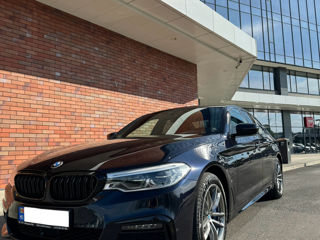 BMW 5 Series foto 1