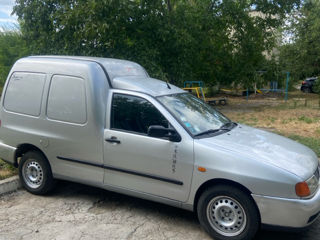 Volkswagen Caddy foto 1