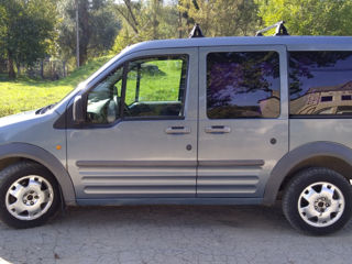 Ford Tourneo Connect foto 1