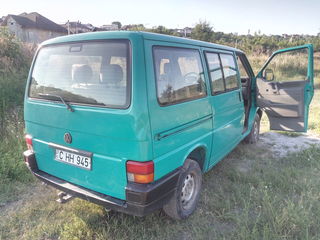 Volkswagen Multivan foto 4