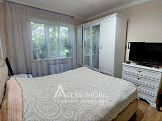 Casă în 2 niveluri! Buiucani, str. Ghioceilor. 210m2 + 8 ari! foto 14