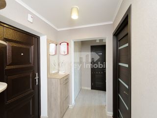 Apartament cu 2 camere, euroreparație, Râșcani, 320 € ! foto 12