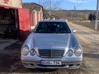 Mercedes E-Class