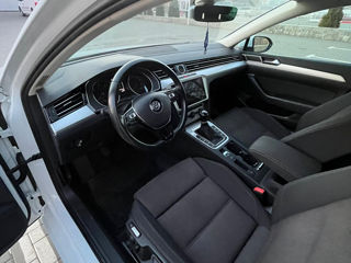 Volkswagen Passat foto 7