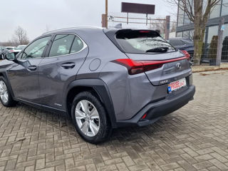 Lexus UX foto 5