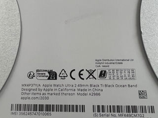 Apple Watch Ultra 2 49mm Black Ti Black Ocean Band foto 3