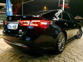 Toyota Avalon foto 4