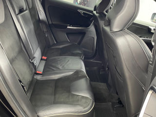 Volvo XC60 фото 5